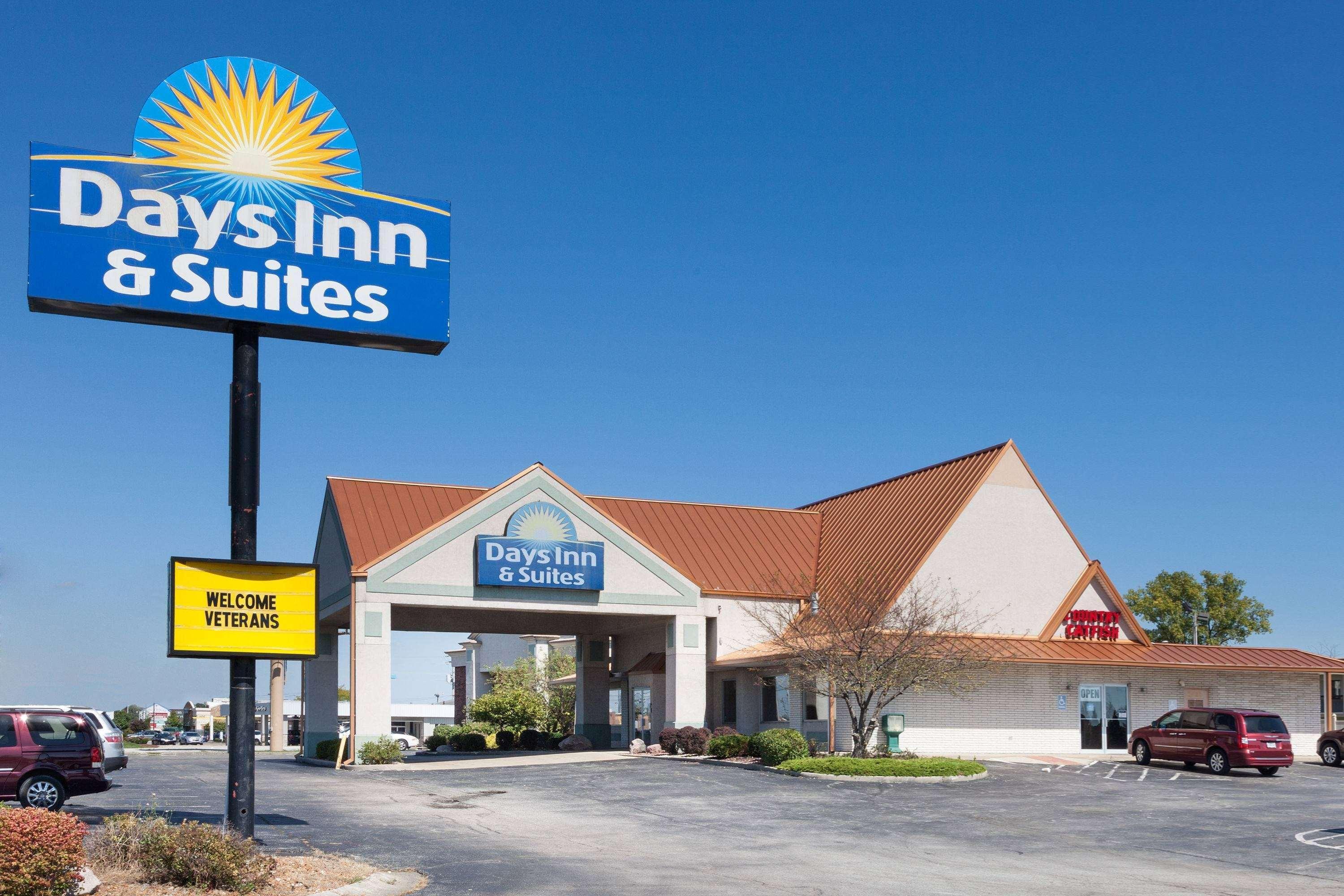 Days Inn & Suites By Wyndham Kokomo Eksteriør bilde